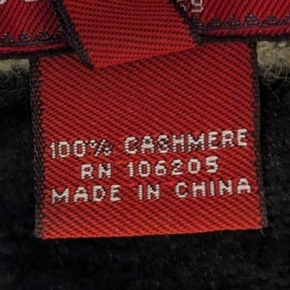 Sundance Cashmere Sweater - Picture 5 of 5